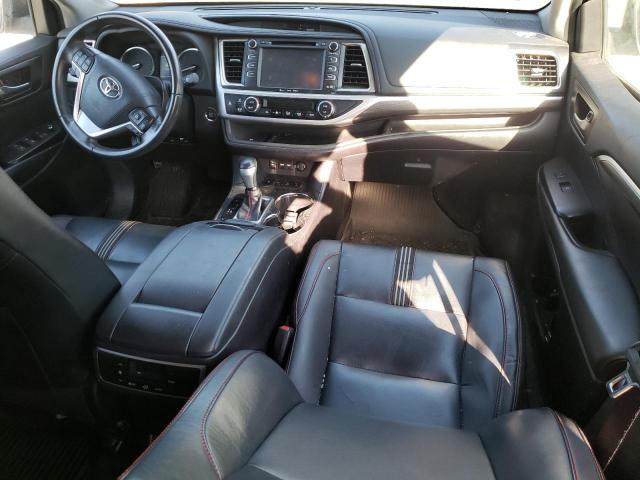 Photo 8 from auction – 2019 TOYOTA HIGHLANDER with VIN 5TDJZRFH9KS605842