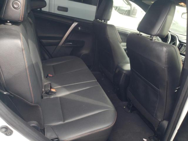 Photo 10 from auction – 2016 TOYOTA RAV4 SE with VIN JTMJFREV3GD175678