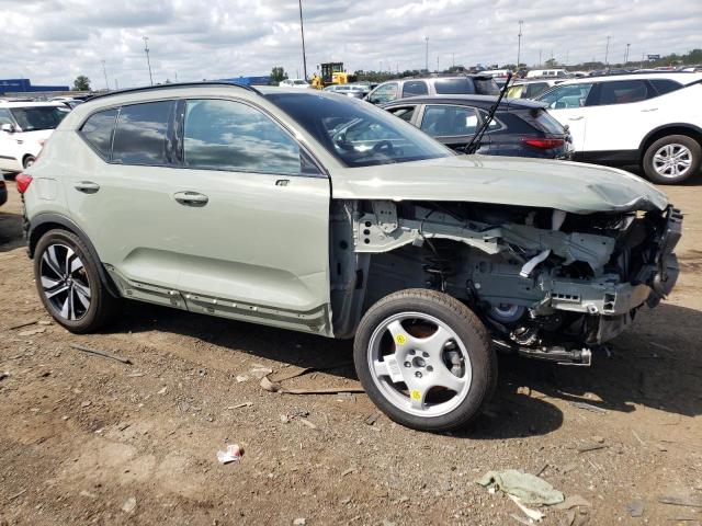 Photo 4 from auction – 2023 VOLVO XC40 PLUS with VIN YV4L12UW3P2029010
