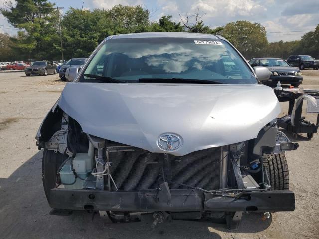 Photo 5 from auction – 2012 TOYOTA SIENNA LE with VIN 5TDKK3DC1CS224923