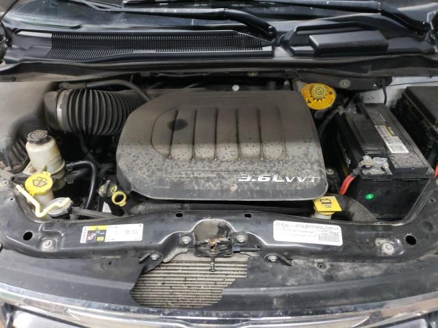 Photo 12 from auction – 2015 CHRYSLER TOWN & COU with VIN 2C4RC1JG4FR740472