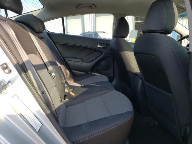 Снимка 10 от търг – 2015 KIA FORTE с VIN KNAFX4A67F5421979