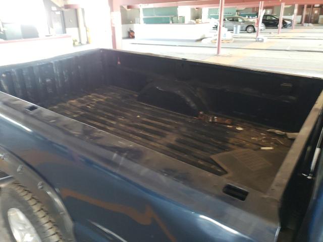 Photo 10 from auction – 2001 CHEVROLET SILVERADO with VIN 1GCEC14V81E268212