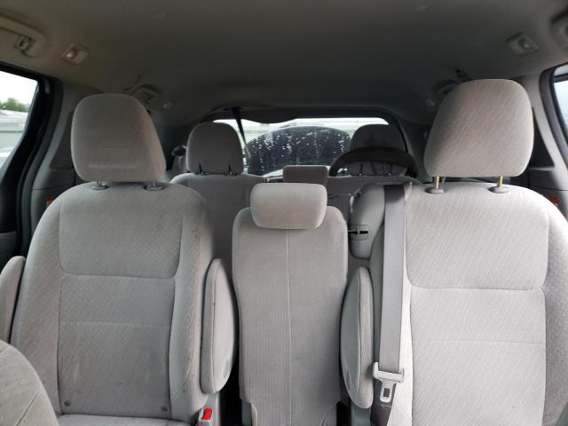 Photo 10 from auction – 2017 TOYOTA SIENNA LE with VIN 5TDKZ3DC7HS877016