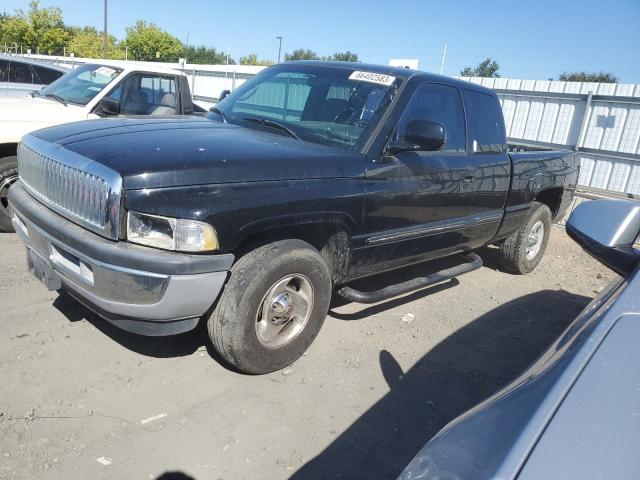 DODGE RAM 1500 2000 with VIN 3B7HC12Z2YG137704 - Photo from auction
