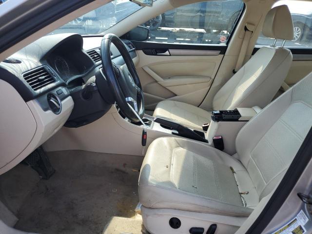 Photo 7 from auction – 2014 VOLKSWAGEN PASSAT SE with VIN 1VWBN7A38EC069856