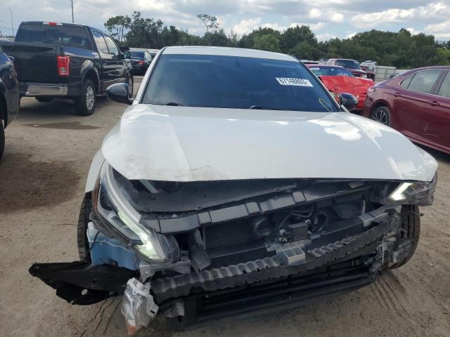 Photo 5 from auction – 2019 NISSAN ALTIMA SR with VIN 1N4BL4CV5KN310333