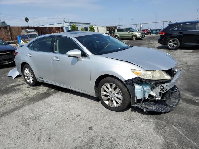 Снимка 4 от търг – 2013 LEXUS ES 300H с VIN JTHBW1GG8D2030596
