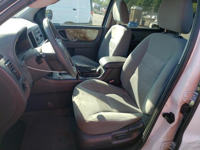 Photo 7 from auction – 2005 FORD ESCAPE XLT with VIN 1FMCU93195KB34197
