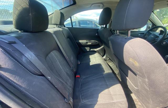 Photo 6 from auction – 2015 CHEVROLET SONIC LT with VIN 1G1JC5SH1F4167585