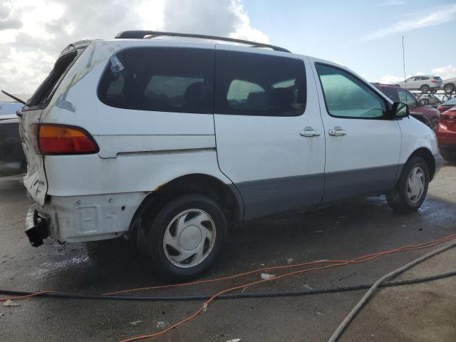 Photo 3 from auction – 2000 TOYOTA SIENNA LE with VIN 4T3ZF13C0YU303577