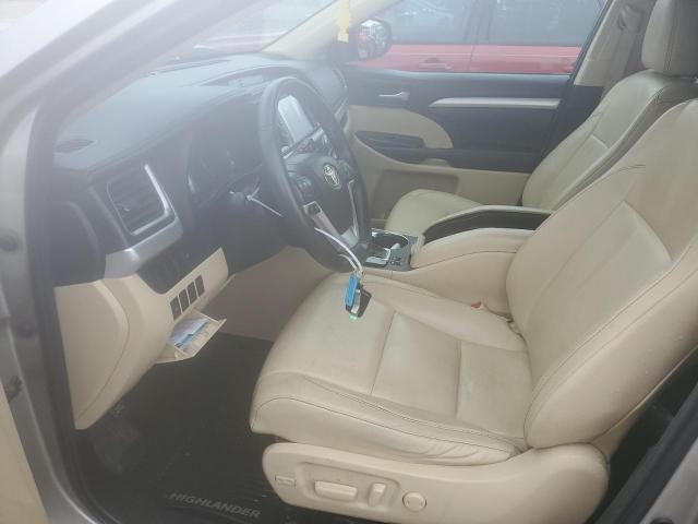 Photo 7 from auction – 2016 TOYOTA HIGHLANDER with VIN 5TDJKRFHXGS503669