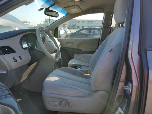 Photo 7 from auction – 2012 TOYOTA SIENNA LE with VIN 5TDKK3DC4CS201815
