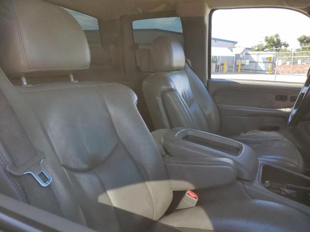 Photo 10 from auction – 2003 CHEVROLET SILVERADO with VIN 1GCHC29UX3E219180
