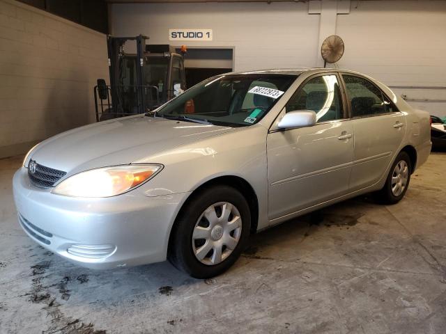 TOYOTA CAMRY LE 2003 with VIN 4T1BE32K63U158863 - Photo from auction
