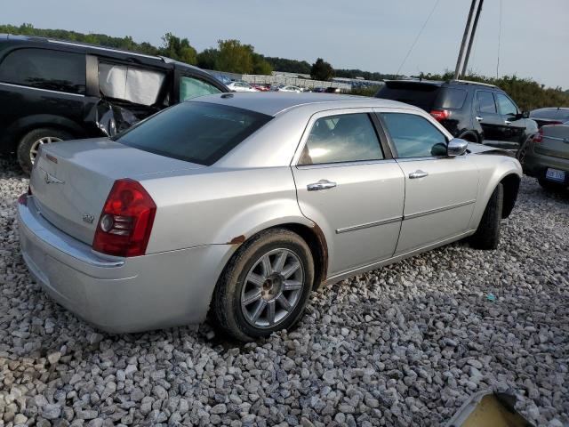 Photo 3 from auction – 2009 CHRYSLER 300 LIMITE with VIN 2C3KA33V59H565632