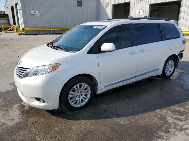 TOYOTA SIENNA XLE 2017 with VIN 5TDYZ3DC8HS873986 - Photo from auction
