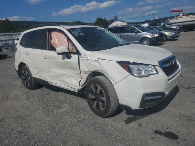 Снимка 4 от търг – 2017 SUBARU FORESTER 2 с VIN JF2SJAJC9HH416874