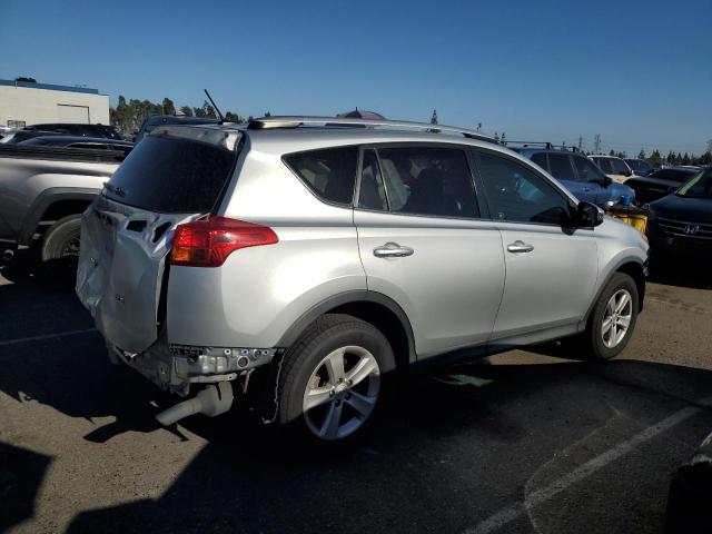Photo 3 from auction – 2014 TOYOTA RAV4 XLE with VIN JTMWFREV3ED035505