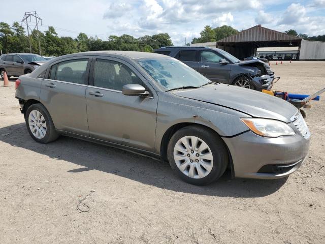صورة رقم 4 من المزاد - 2012 CHRYSLER 200 LX مع VIN 1C3CCBAB6CN222621