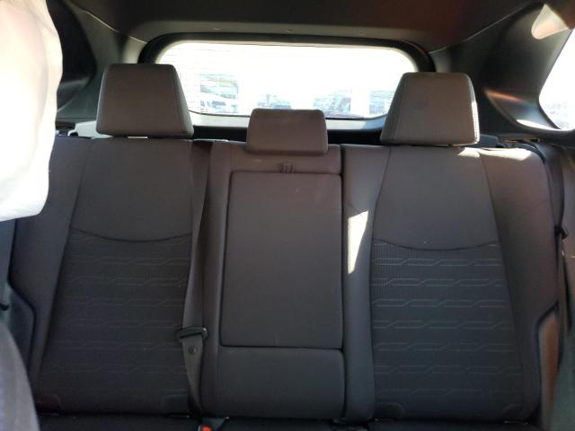 Photo 10 from auction – 2022 TOYOTA RAV4 SE with VIN JTM16RFV8ND056827