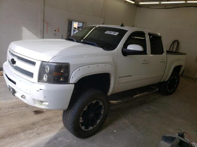 CHEVROLET SILVERADO 2011 with VIN 3GCPKTE38BG146996 - Photo from auction