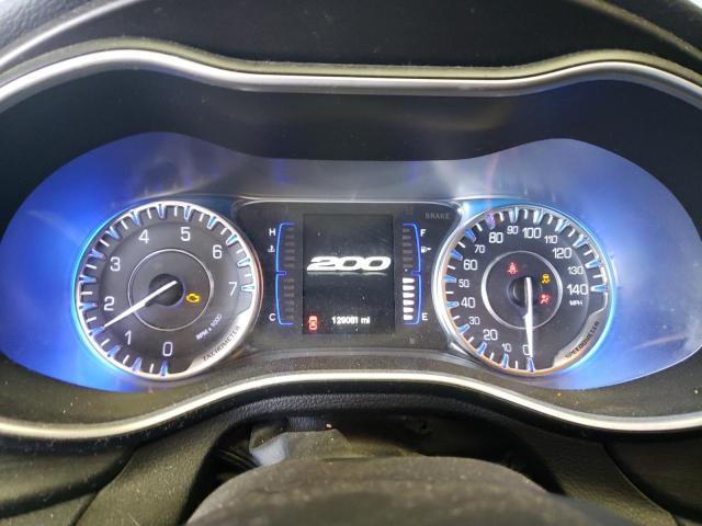 Photo 9 from auction – 2015 CHRYSLER 200 LIMITE with VIN 1C3CCCAB6FN536750