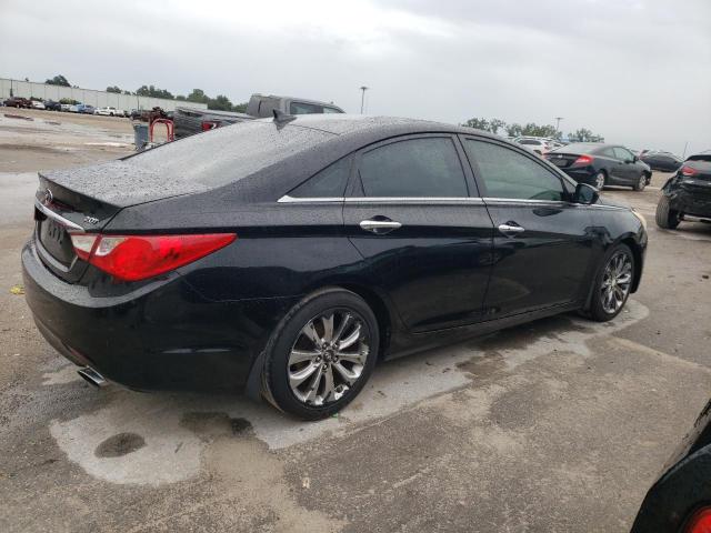 Photo 3 from auction – 2011 HYUNDAI SONATA SE with VIN 5NPEC4AB9BH215726
