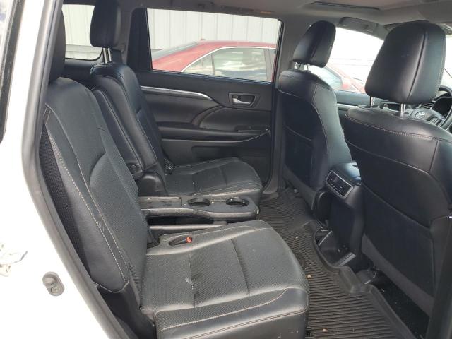 Photo 10 from auction – 2019 TOYOTA HIGHLANDER with VIN 5TDDGRFH3KS077685