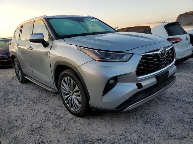 Photo 4 from auction – 2021 TOYOTA HIGHLANDER with VIN 5TDFZRAH7MS058800