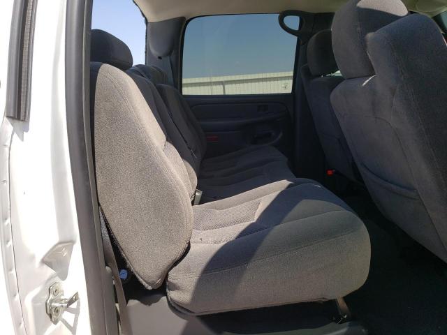 Photo 10 from auction – 2005 CHEVROLET SILVERADO with VIN 1GCHC23215F906214