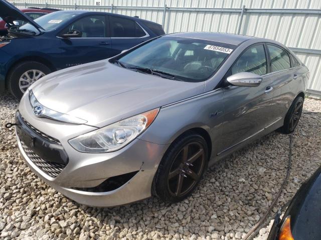 HYUNDAI SONATA HYB 2013 with VIN KMHEC4A42DA084033 - Photo from auction