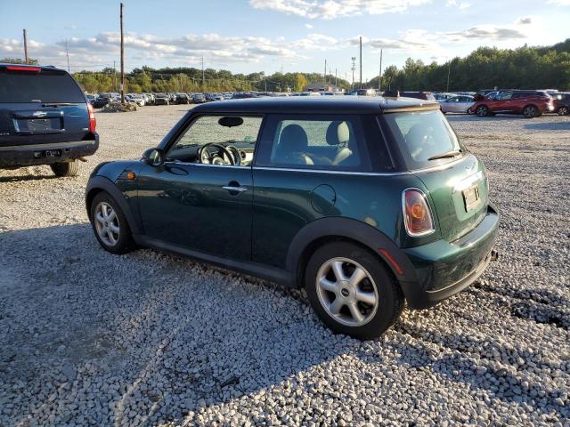 Photo 2 from auction – 2009 MINI COOPER with VIN WMWMF33539TW70336