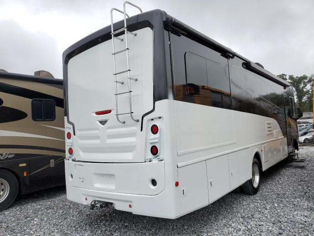 Photo 4 from auction – 2016 FORD MOTORHOME with VIN 1F66F5DYXF0A08110