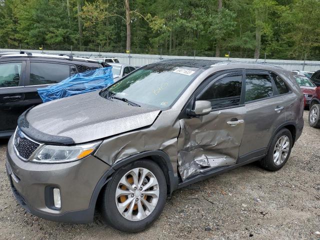KIA SORENTO EX 2015 with VIN 5XYKUDA77FG600565 - Photo from auction