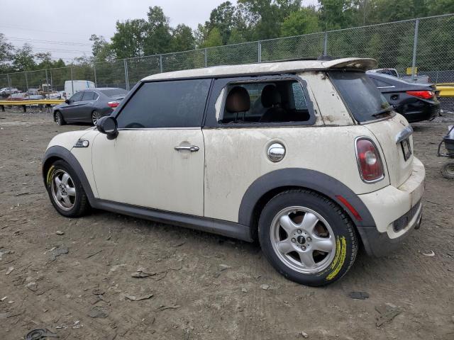 Photo 2 from auction – 2010 MINI COOPER S with VIN WMWMF7C57ATX42084