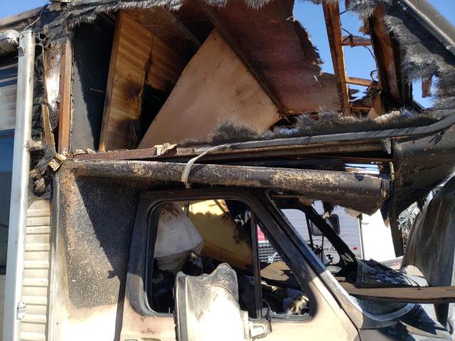 Photo 9 from auction – 1987 FORD E-350 with VIN 1FDKE30L4HHB38946