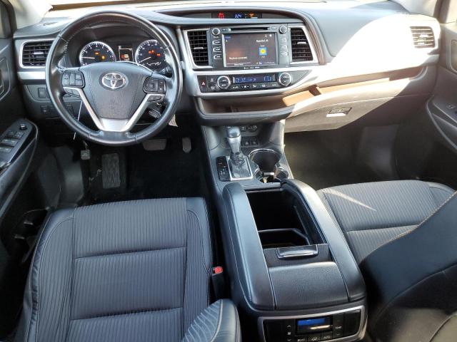 Photo 8 from auction – 2017 TOYOTA HIGHLANDER with VIN 5TDBZRFH0HS473986
