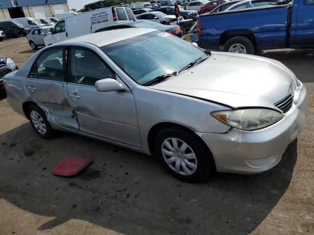 Photo 4 from auction – 2005 TOYOTA CAMRY LE with VIN 4T1BE32K55U039883