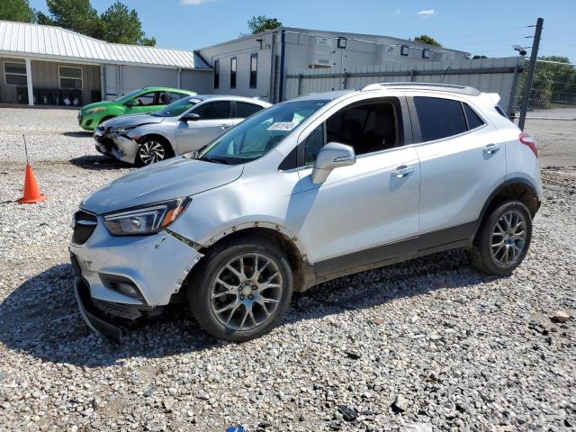 BUICK ENCORE SPO 2018 مع رقم تعريف المركبة KL4CJ1SBXJB562969 - صورة من المزاد