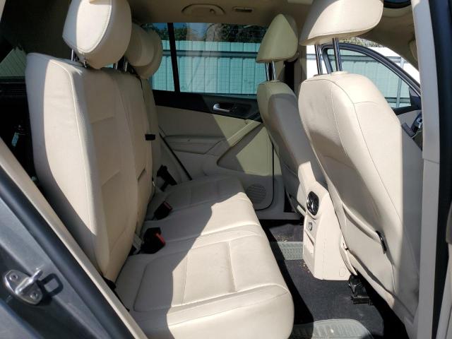 Photo 10 from auction – 2012 VOLKSWAGEN TIGUAN S with VIN WVGAV7AX5CW095937