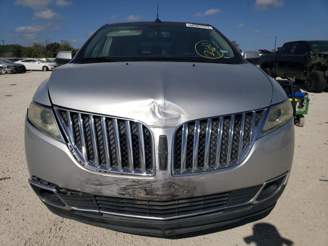 Photo 5 from auction – 2011 LINCOLN MKX with VIN 2LMDJ6JK7BBJ21983