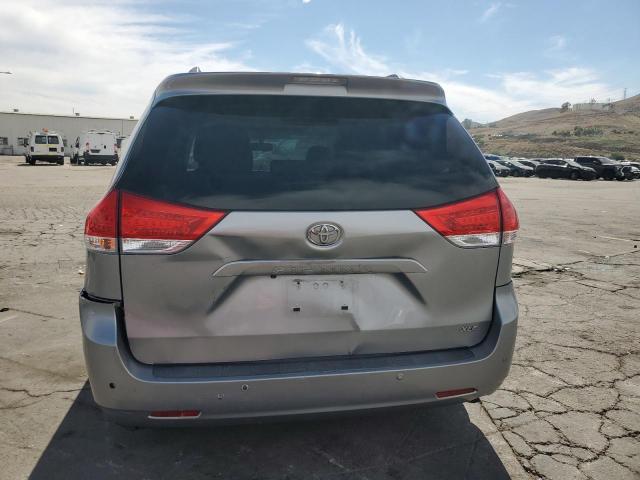 Photo 6 from auction – 2011 TOYOTA SIENNA XLE with VIN 5TDYK3DC1BS002374