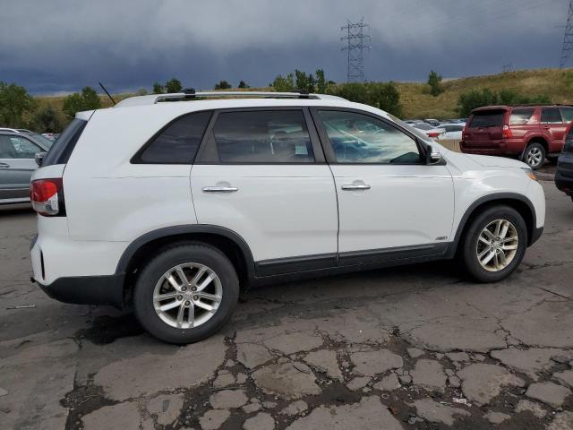 Photo 3 from auction – 2015 KIA SORENTO LX with VIN 5XYKTDA74FG618136
