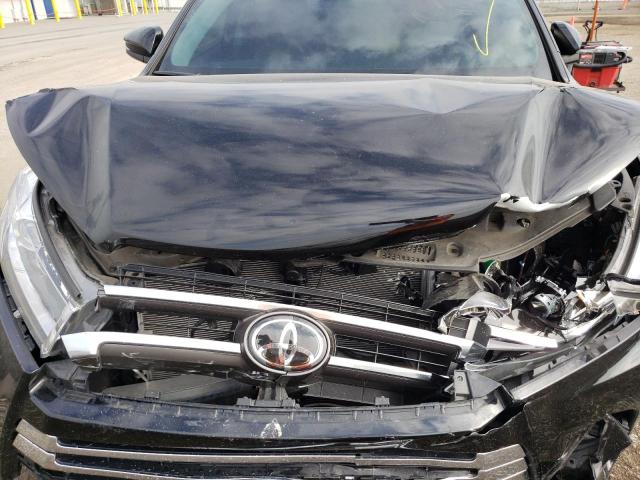 Photo 12 from auction – 2018 TOYOTA HIGHLANDER with VIN 5TDYZRFH3JS262605