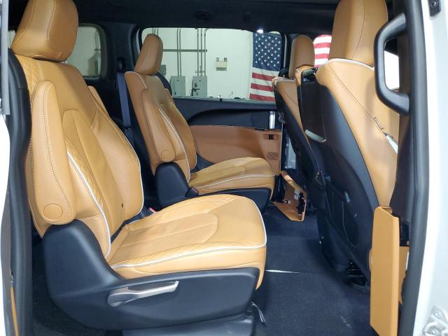 Photo 11 from auction – 2021 CHRYSLER PACIFICA H with VIN 2C4RC1N72MR562424