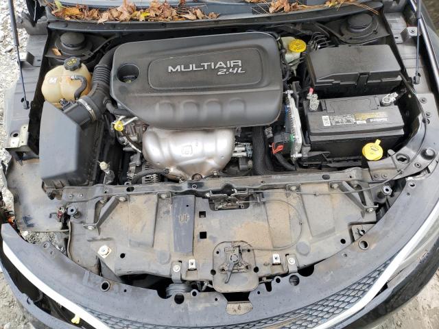 Photo 11 from auction – 2015 CHRYSLER 200 LIMITE with VIN 1C3CCCAB1FN710210