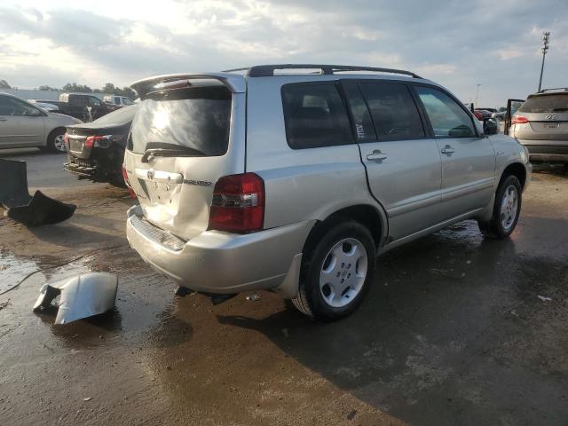 Photo 3 from auction – 2004 TOYOTA HIGHLANDER with VIN JTEEP21A540050124