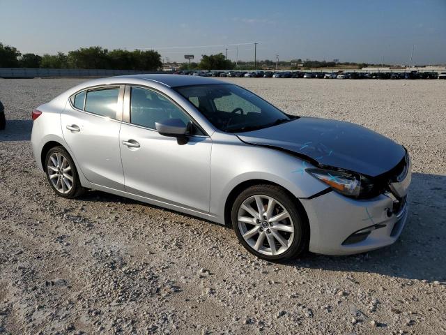 Photo 4 from auction – 2017 MAZDA 3 TOURING with VIN 3MZBN1V70HM111434