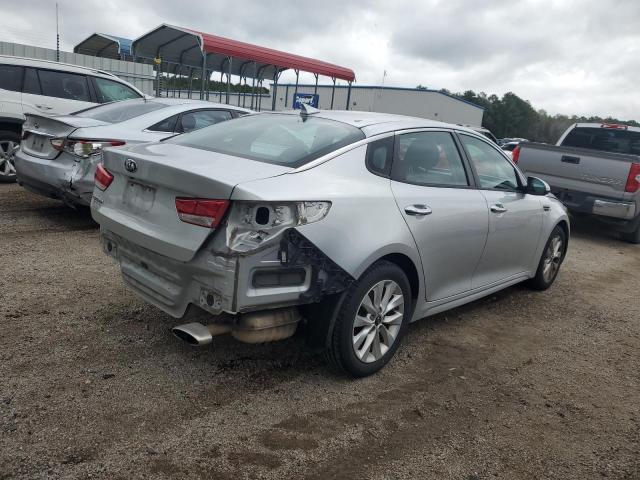 Photo 3 from auction – 2017 KIA OPTIMA LX with VIN 5XXGT4L35HG148058
